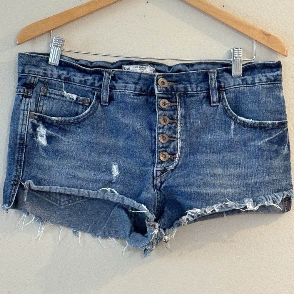 Free‎ People Button Fly Distressed Denim Shorty Shorts Raw Hem Festival W28